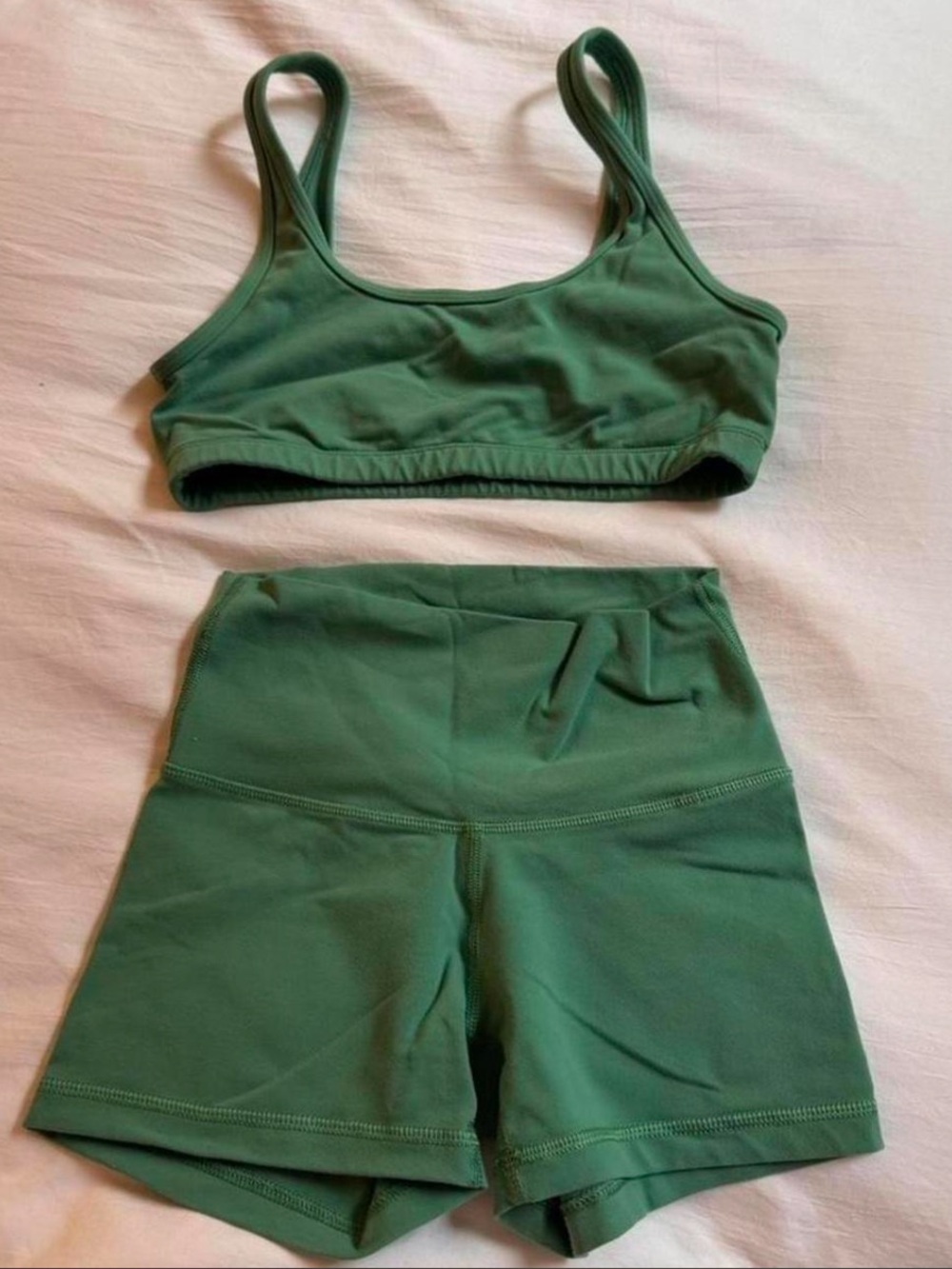 Aritzia Set